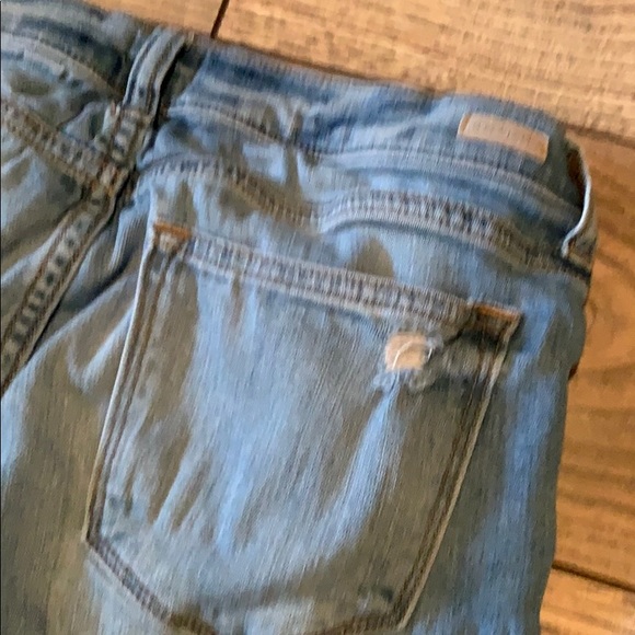 Sneak Peak Low Rise Distressed Jeans - Picture 7 of 8